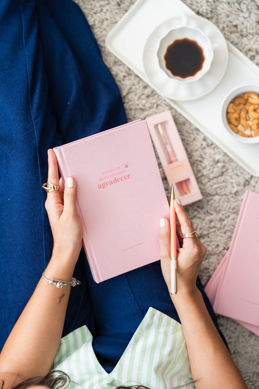 DIARIO DE GRATITUD - AGRADECIMIENTO DIARIO Y BIENESTAR